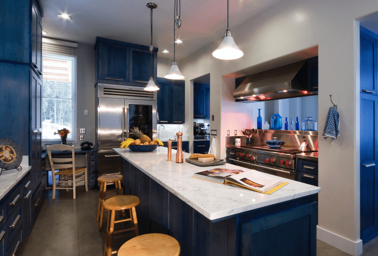 Navy Cabinetry In Modern Kitchen